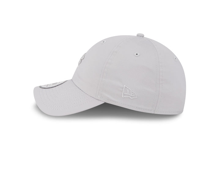 Chicago Cubs Walking Bear Ripstop Grey 9Twenty Cap by New Era Caps NEW ERA CAP COMPANY INC