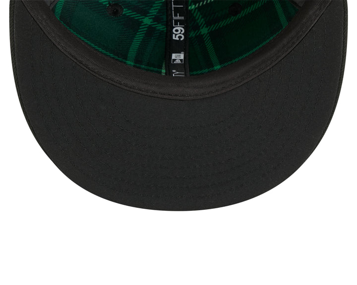 Chicago Cubs 2026 St. Patrick's Day Black 59FIFTY Fitted Cap by New Era Caps New Era