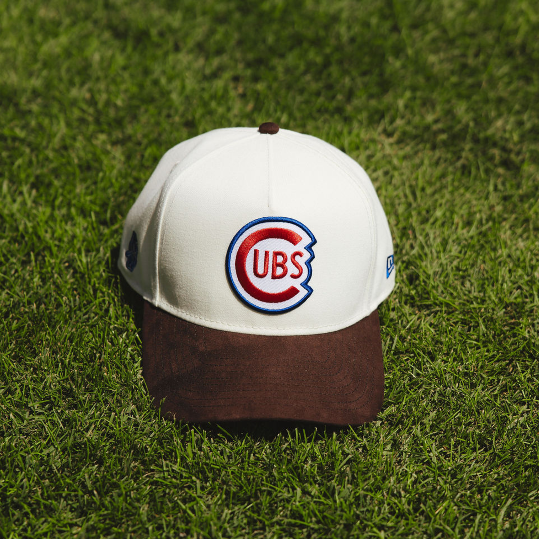 Chicago Cubs x Alice &amp; Wonder Vintage Logo 940 Cap — Brown Caps NEW ERA CAP COMPANY